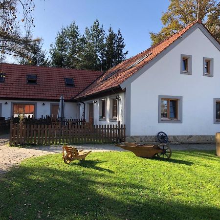 Apartmany Kojakovice - Trebon Jilovice Экстерьер фото