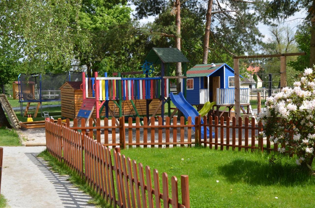 Apartmany Kojakovice - Trebon Jilovice Экстерьер фото